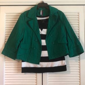 Green, short Trench jacket from Old Navy -size L